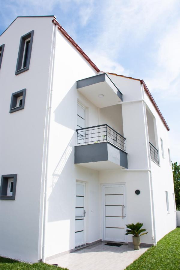 Sithon Diamond Suites 1 Никити Экстерьер фото